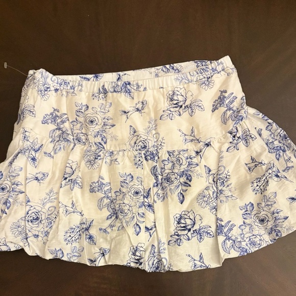 Love Tree 2 Piece Off Shoulder Balloon Skirt Floral Set - Picture 14 of 16